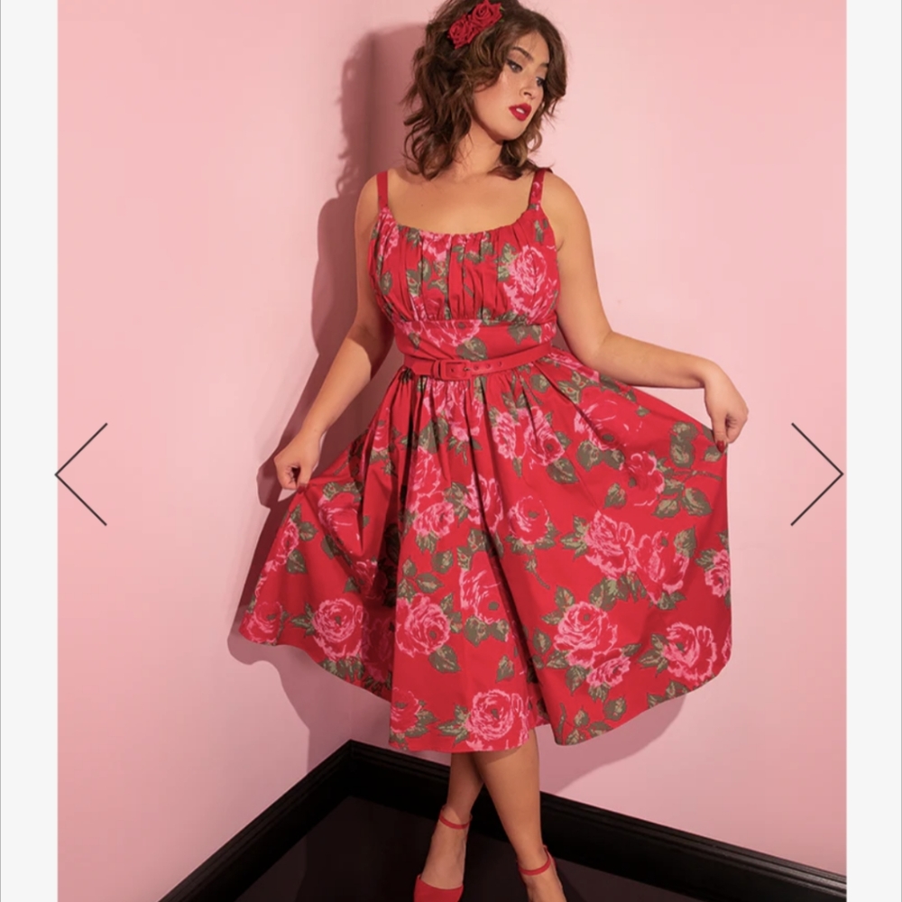 NWT Vixen Ingenue in Red Roses in 2X